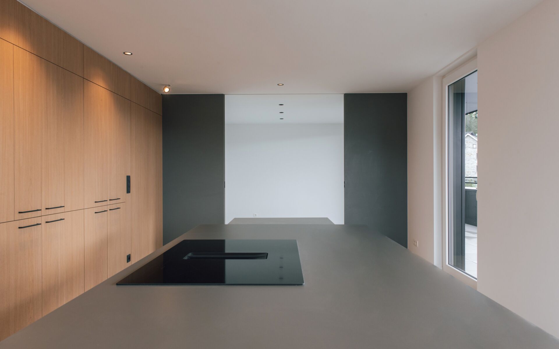 9 Photo depuis cuisine vers bureau chambre 2